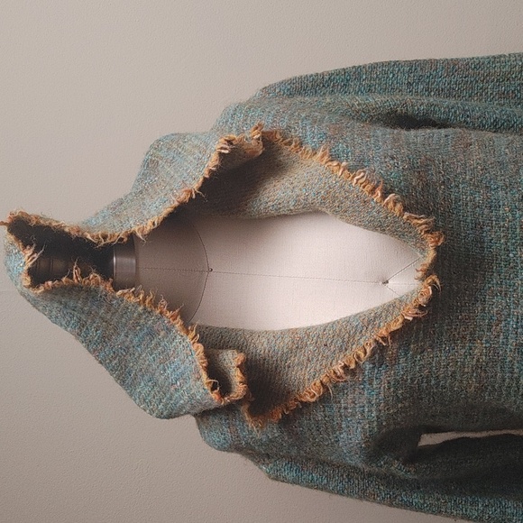 OOAK Handwoven Wool Hoodie Turquoise & Gold - Picture 9 of 17
